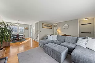 151 E Rd, Glen Ellyn, IL 60137 - Photo 5