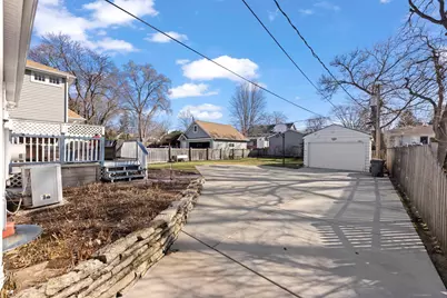 151 East Road, Glen Ellyn, IL 60137 - Photo 25