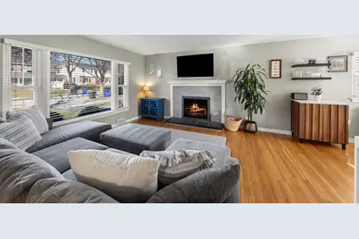 151 East Road, Glen Ellyn, IL 60137 - Photo 3