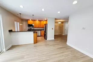 1550 Sandpebble Dr, Wheeling, IL 60090 - Photo 5