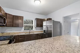 511 Emmett St, Joliet, IL 60436 - Photo 9