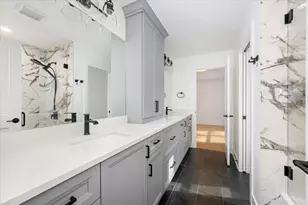 964 S Hillside Ave, Elmhurst, IL 60126 - Photo 47
