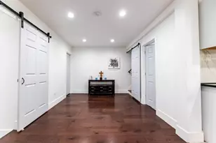 9658 Austin Ave, Oak Lawn, IL 60453 - Photo 11