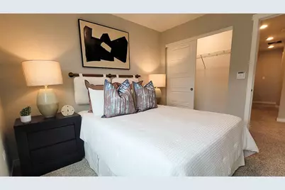 2224 Lakeshore Drive, Schaumburg, IL 60173 - Photo 15