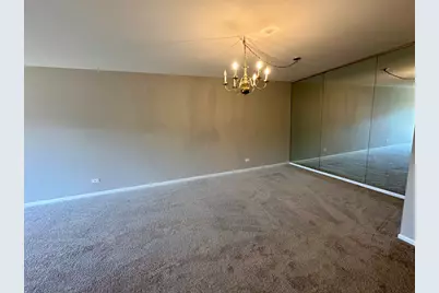 909 E Kenilworth Avenue #420, Palatine, IL 60074 - Photo 3