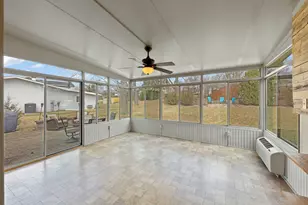 706 Crest Ln, Lisle, IL 60532 - Photo 9