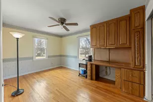 706 Crest Ln, Lisle, IL 60532 - Photo 17