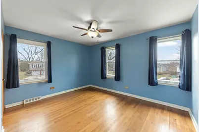 706 Crest Lane, Lisle, IL 60532 - Photo 15