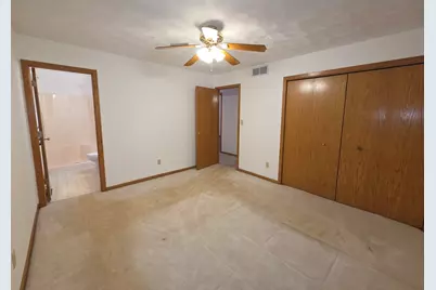 5836 Longest Drive, South Beloit, IL 61080 - Photo 17