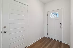 2562 Skye Dr, Pingree Grove, IL 60140 - Photo 3