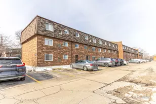 9396 Bay Colony Dr, Des Plaines, IL 60016 - Photo 21