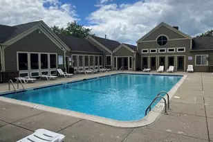 208 Glengarry Dr, Bloomingdale, IL 60108 - Photo 15