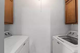 208 Glengarry Dr, Bloomingdale, IL 60108 - Photo 11