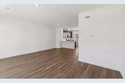 553 Yosemite Way, Mundelein, IL 60060 - Photo 5