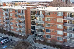 2200 S Stewart Ave, Lombard, IL 60148 - Photo 1