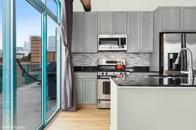 920 W Madison Street #901W, Chicago, IL 60607 - Photo 9