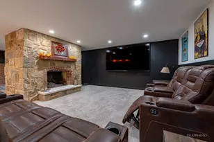 249 Easy St, Lake Holiday, IL 60552 - Photo 35