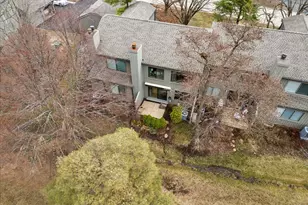 196 Shoreline Rd, Lake Barrington, IL 60010 - Photo 27