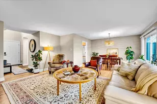 196 Shoreline Rd, Lake Barrington, IL 60010 - Photo 7