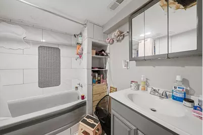 943 N Fairfield Avenue, Chicago, IL 60622 - Photo 19