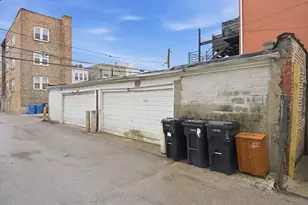 943 N Fairfield Ave, Chicago, IL 60622 - Photo 21