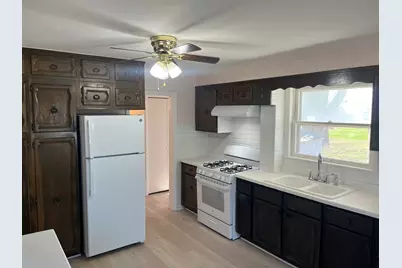 709 E Livingston Street, Streator, IL 61364 - Photo 7