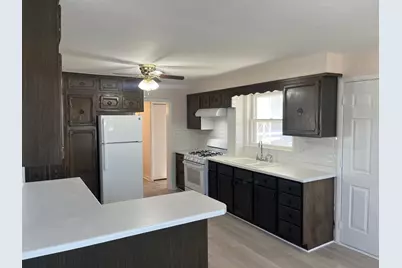 709 E Livingston Street, Streator, IL 61364 - Photo 5