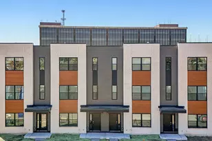 2227 Waters Edge Dr, Schaumburg, IL 60173 - Photo 1