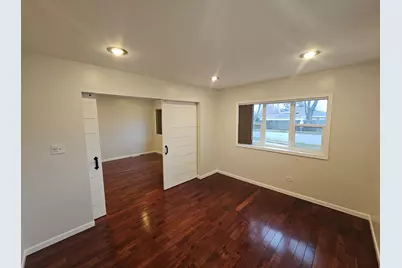 [Address not provided], Oak Forest, IL 60452 - Photo 9