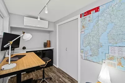 6323 N Kirkwood Avenue, Chicago, IL 60646 - Photo 17