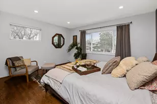 6323 N Kirkwood Ave, Chicago, IL 60646 - Photo 9