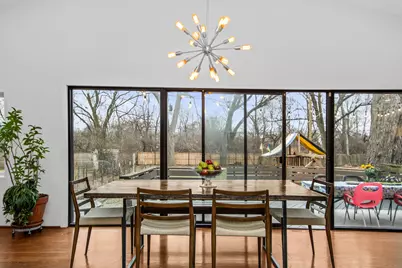 6323 N Kirkwood Avenue, Chicago, IL 60646 - Photo 3