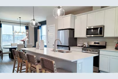 2225 Waters Edge Drive, Schaumburg, IL 60173 - Photo 3