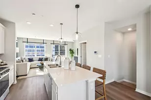 2225 Waters Edge Dr, Schaumburg, IL 60173 - Photo 11