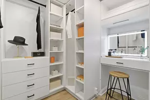 111 E Chestnut St, Chicago, IL 60611 - Photo 19