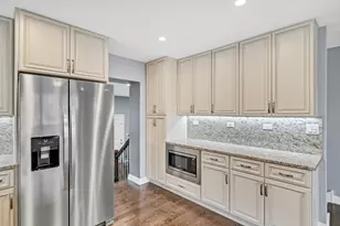 250 N Irving Ave, Hillside, IL 60162 - Photo 11