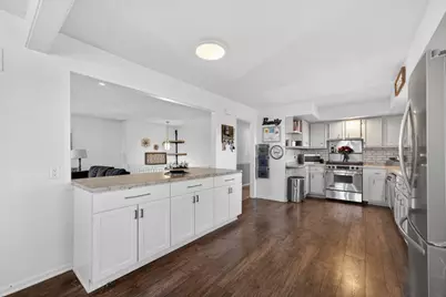 6059 Pioneer Terrace, Dekalb, IL 60115 - Photo 11