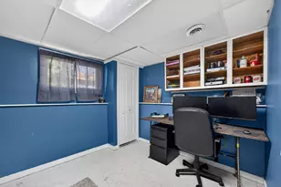 6059 Pioneer Terrace, Dekalb, IL 60115 - Photo 27