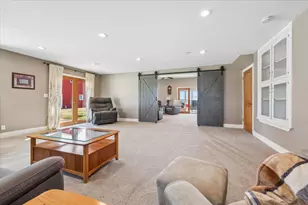 35 Eagle View Ln, Oswego, IL 60543 - Photo 13