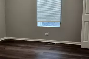 5725 S Green St, Chicago, IL 60621 - Photo 11