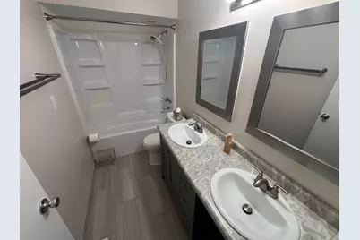 211 Applewood Lane, Bloomingdale, IL 60108 - Photo 21