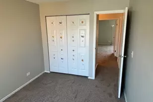 211 Applewood Ln, Bloomingdale, IL 60108 - Photo 9