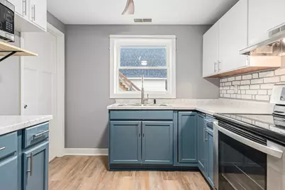 215 W Main Street, Kirkland, IL 60146 - Photo 11