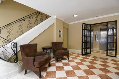 33 E Cedar Street #15F, Chicago, IL 60611 - Photo 3