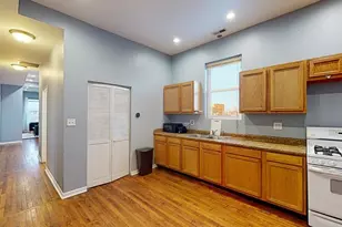 1945 W Cermak Rd, Chicago, IL 60608 - Photo 7