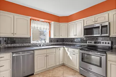 1019 N Sangamon Avenue, Gibson City, IL 60936 - Photo 11