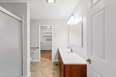 1019 N Sangamon Avenue, Gibson City, IL 60936 - Photo 21