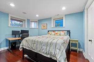 1903 W Berteau Ave, Chicago, IL 60613 - Photo 29