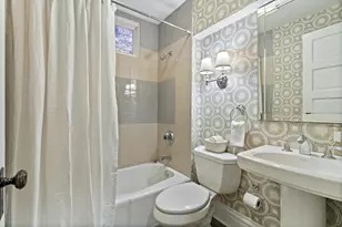 1903 W Berteau Ave, Chicago, IL 60613 - Photo 17