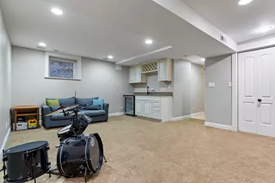 1903 W Berteau Avenue, Chicago, IL 60613 - Photo 27